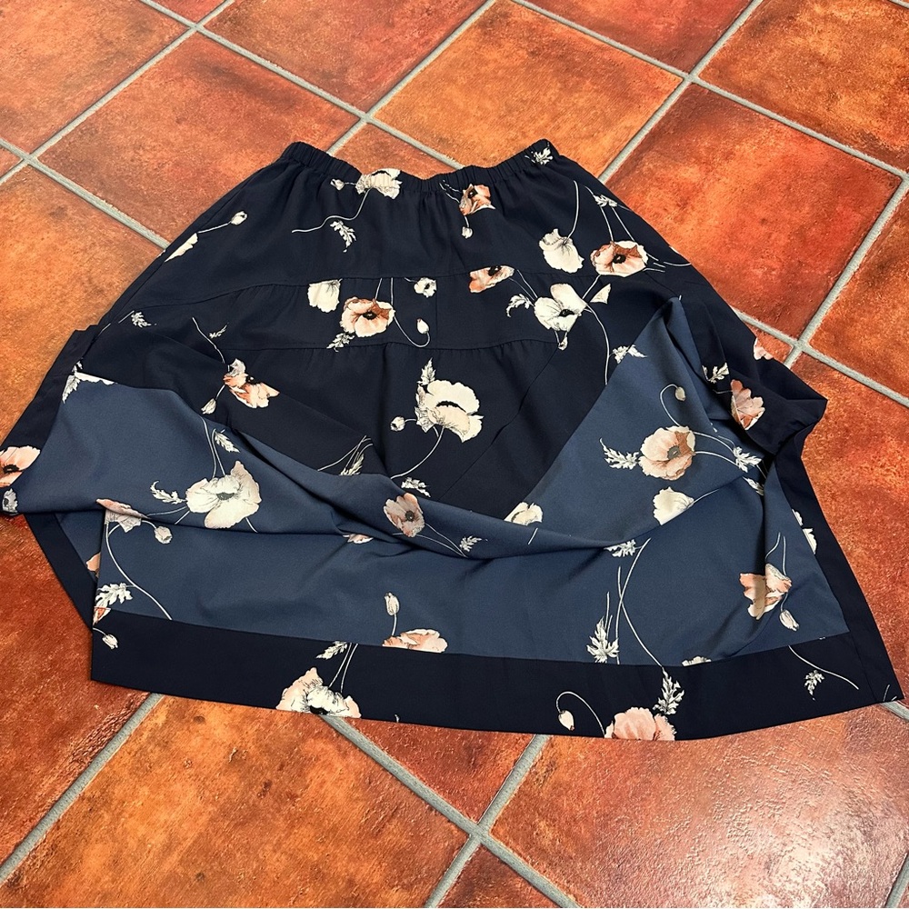 Vince Navy Floral A-Line Skirt